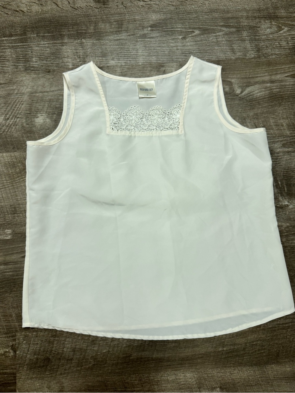 Bedford Fair White Tank Top Size Medium